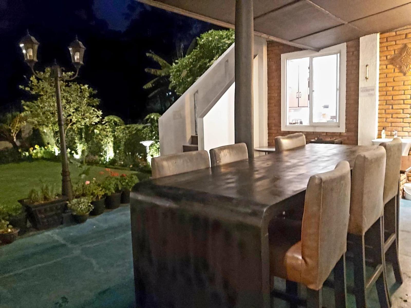The Golf Green City Bungalow Нувара-Элия Экстерьер фото